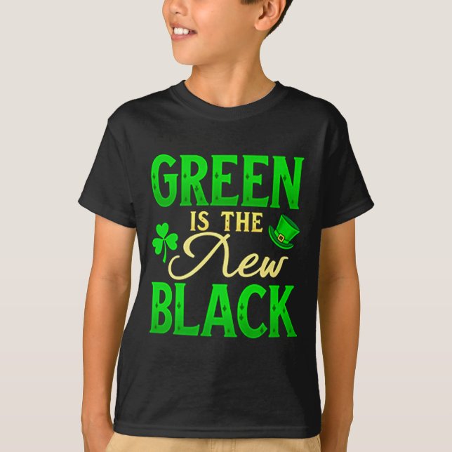 Camiseta Green Is The New Black - St. Patrick’s Day Shamroc (Frente)