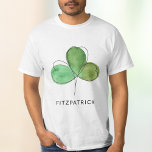 Camiseta Green Shamrock Irish Heritage<br><div class="desc">This T-shirt features a hand-drawn watercolor shamrock.
Perfect for St Patrick's Day or any day to celebrate your Irish heritage.
Easily customizable with your name.
Original Watercolor © Michele Davies.</div>