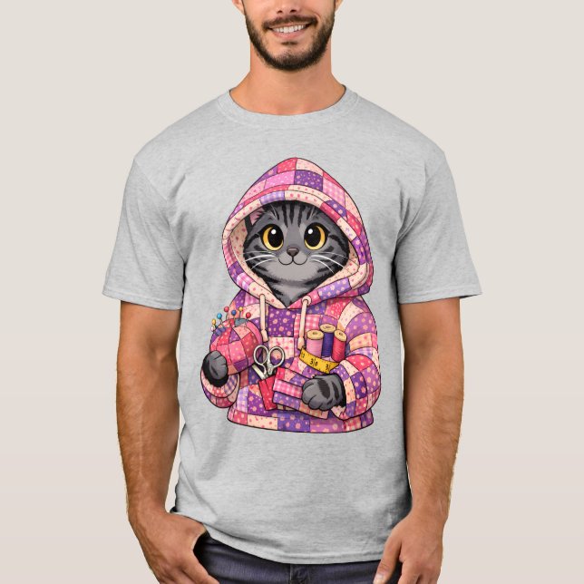 Camiseta Grey tiger cat in upcycled quilt hoodie T-Shirt (Frente)