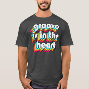 Camiseta Groove está na tipografia do estilo Heart 90s