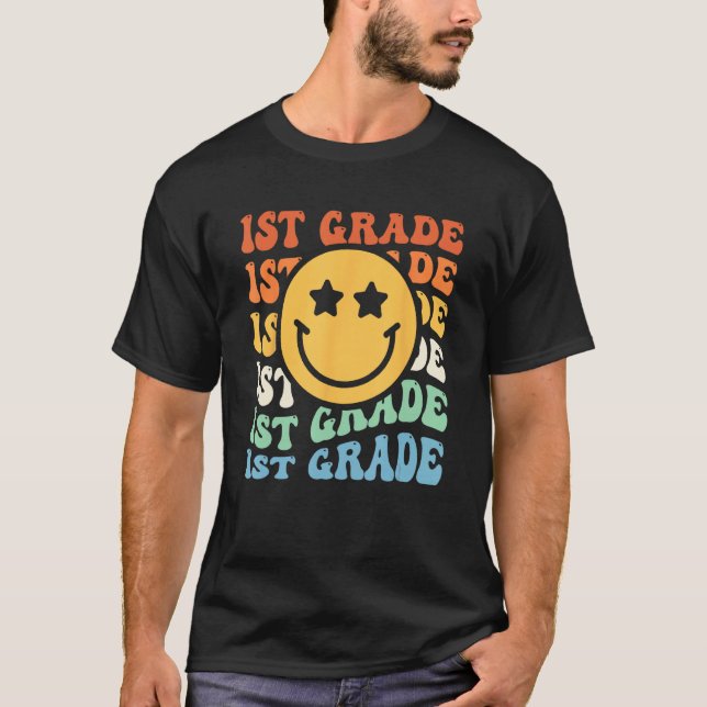 Camiseta Groovy 1st grade Vibes Face Retro Teachers Back To (Frente)