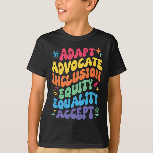 Camiseta Groovy Adapt Defensor Inclusão Equidade Igualdade  (Frente)