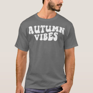 Camiseta Groovy Autumn Vibes Retrai Sua Queda No Outono De