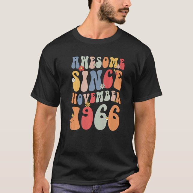 Camiseta Groovy Awesome Since November 1966 Retro  56th (Frente)