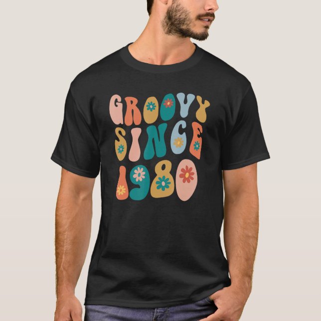 Camiseta Groovy Desde 1980 42º Aniversário Estilo Hippie 42 (Frente)
