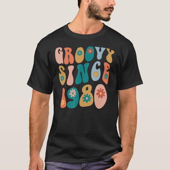Camiseta Groovy Desde 1980 42º Aniversário Estilo Hippie 42 (Frente)