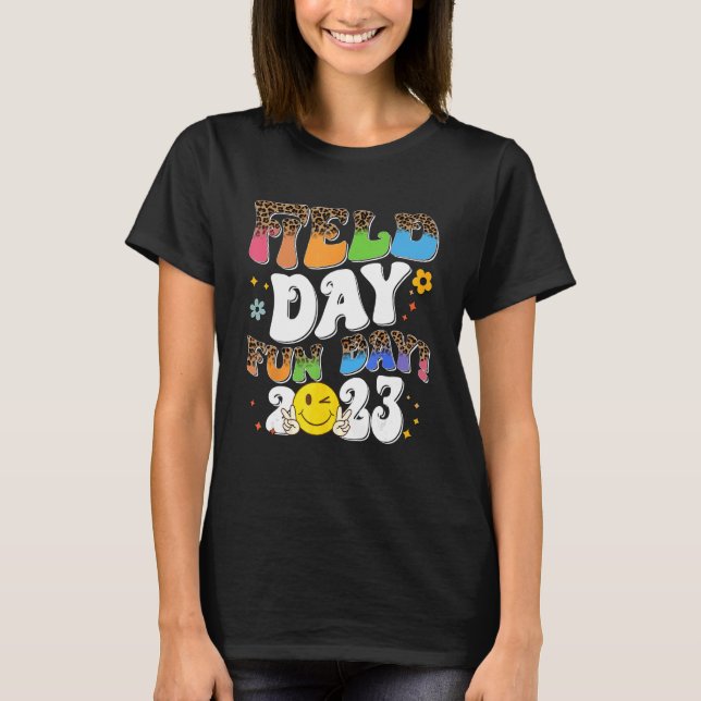 Camiseta Groovy Field Day 2023  Field Day Vibes Teacher Boy (Frente)