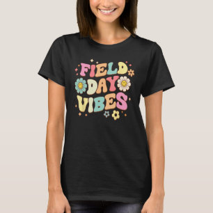 Camiseta Groovy Field Day 2023 Vibes Field Day Garoto Profe