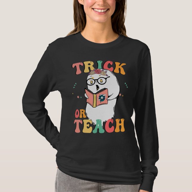 Camiseta Groovy Halloween Teacher Outfits Retro Spooky Ghos (Frente)