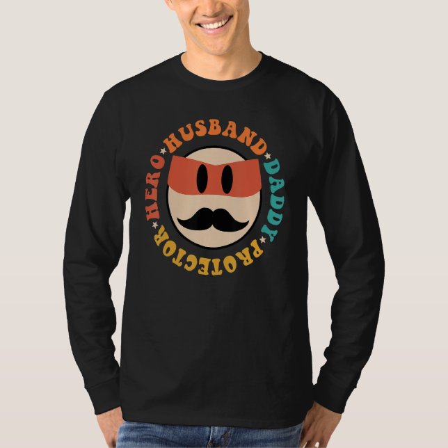 Camiseta Groovy Hippie Husband Daddy Protector Hero Dad Fat (Frente)