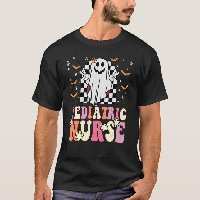 Camiseta Groovy Hippie Pediatric Nurse Ghost Retro 70s 80s  (Frente)