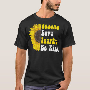 Camiseta Groovy Hippy Professora Seja gentil Ensinando Amor