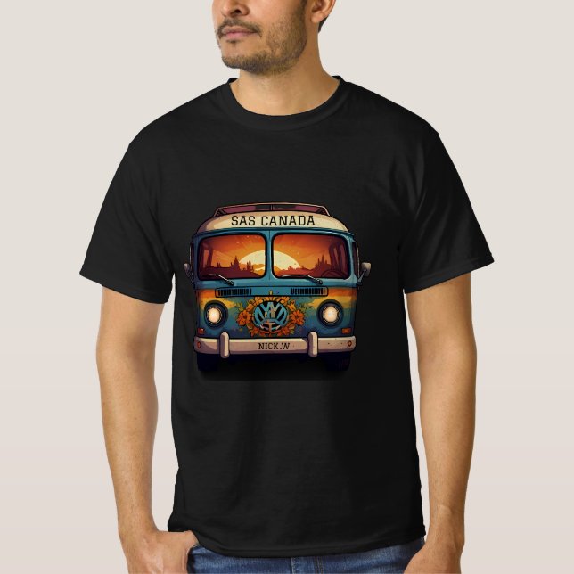Camiseta Groovy Hippy Van design Retro Paz e Amor (Frente)
