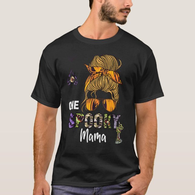 Camiseta Groovy One Spooky Mama Witchy Mama Skull Witch (Frente)