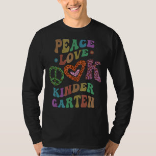 Camiseta Groovy PEACE LOVE KINDERGARTEN Leopard Tipo de imp