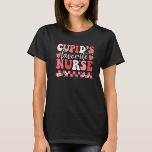 Camiseta Groovy Retro Cupido Enfermeira Favorita do Dia dos