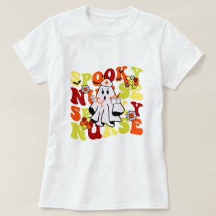 Camiseta Groovy Retro Spooky Enfermeira Ghost Halloween
