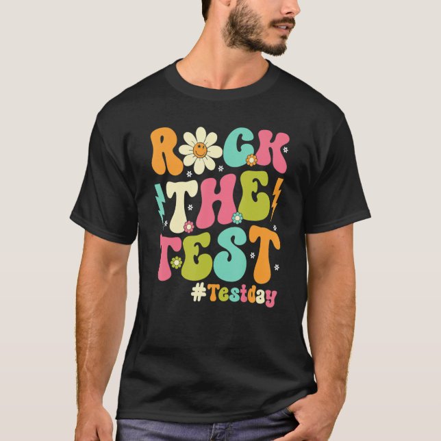 Camiseta Groovy Rock The Test Motivational Retro Teachers T (Frente)