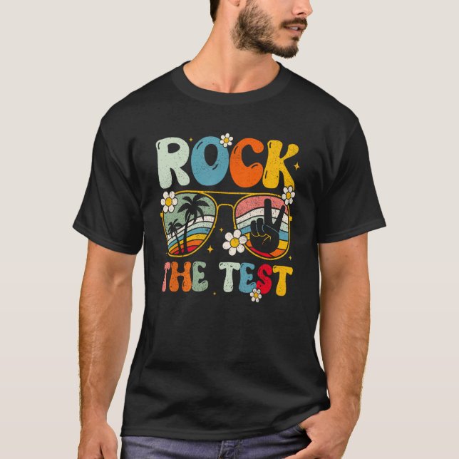 Camiseta Groovy Rock The Test Motivational Retro Teachers T (Frente)