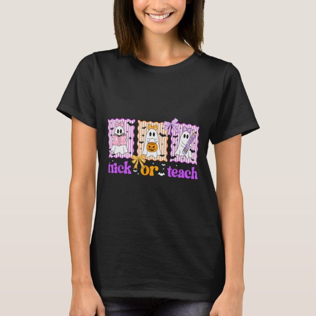 Camiseta Groovy Teacher Halloween Trick Or Teach Ghost Men  (Frente)
