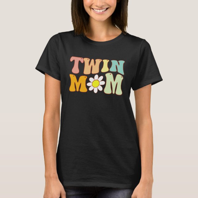 Camiseta Groovy Twin Mama  Mother s Day For New Mom Of Twin (Frente)