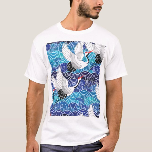 Camiseta Grua Japonesa: Padrão de Aves Ornamentados. (Frente)