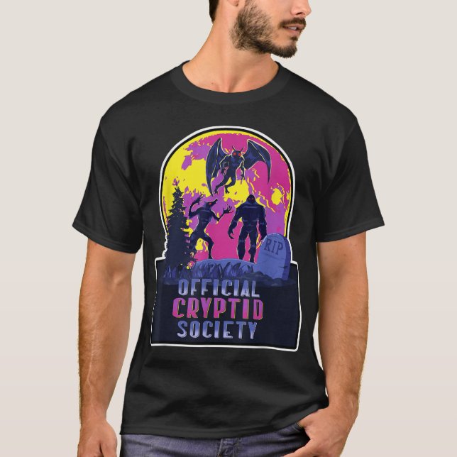 Camiseta Grupo Criptid Supernatural Wolfman Bigfoot Mothman (Frente)