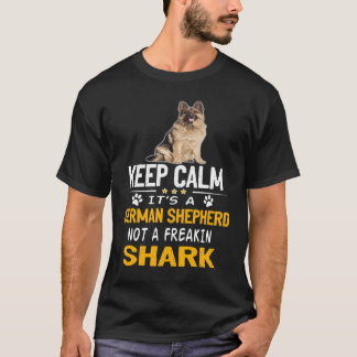 Camiseta GSD004 - Fique calmo É um German shepherd não um F