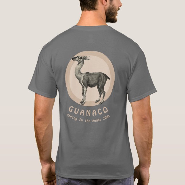 Camiseta Guanaco Llama caminhando no Personagem dos Andes (Verso)