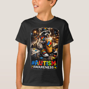 Camiseta Guaxinim bebendo café gelado conscientização do au