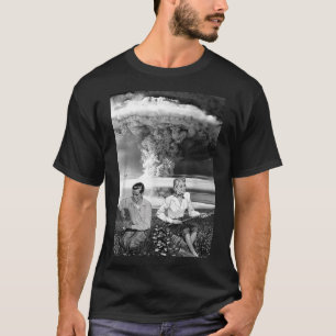 Camiseta Guerra Nuclear na Nuvem com Bomba Atômica - Retro