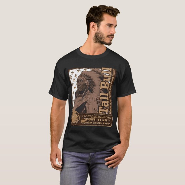 Camiseta Guerreiro alto de Bull Cheyenne (Frente Completa)