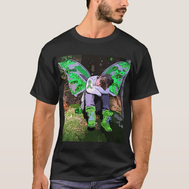 Camiseta Guerreiro Cansado da Doença de Lyme com Asas de An (Frente)