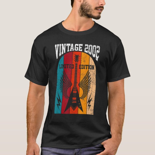 Camiseta Guitarista Retro 20 de Aniversário Vintage 2002 (Frente)