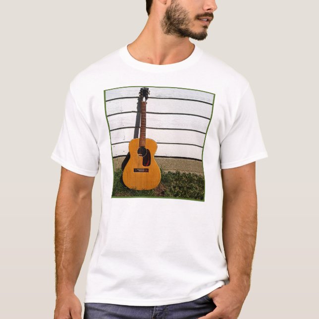 Camiseta Guitarra velha (Frente)