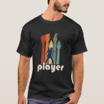 Camiseta Guitarrista do Retro Guitarrista legal Vintage<br><div class="desc">Jogador de Violão. Vintage e design de retrô para músicos talentosos que adoram tocar violão e fazer música. mercadoria legal e engraçada para amante da música, estrela do rock, guitarrista e membro da banda do rock. Perfeito para artista, cantor, compositor e músico que toca guitarra ou acústica. presente de Natal...</div>