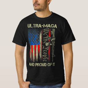 Camiseta Gun USA Flag Patriots Ultra MAGA E Orgulhoso Dele 