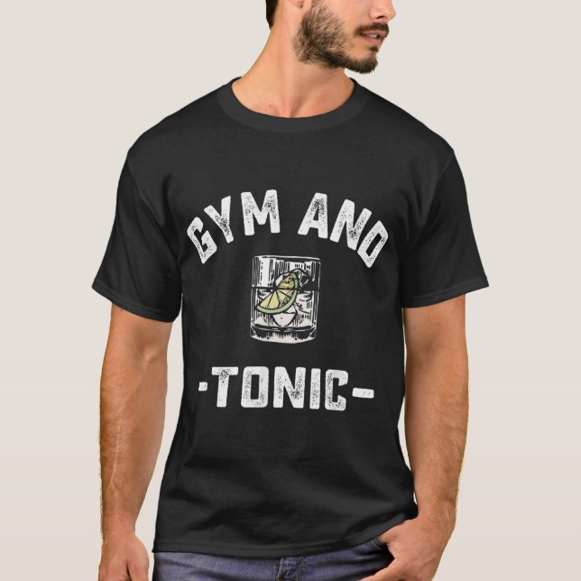 Camiseta Gym e Tonic Funny Workout Pesando Pun Alco (Frente)