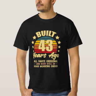 Camiseta Há 43 Anos Todas as Peças Originais Aniversário de