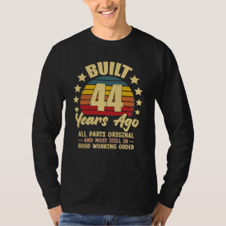 Camiseta Há 44 Anos Todas as Peças Originais Aniversário de