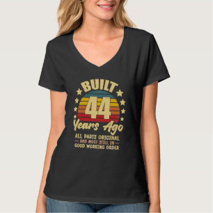 Camiseta Há 44 Anos Todas as Peças Originais Aniversário de