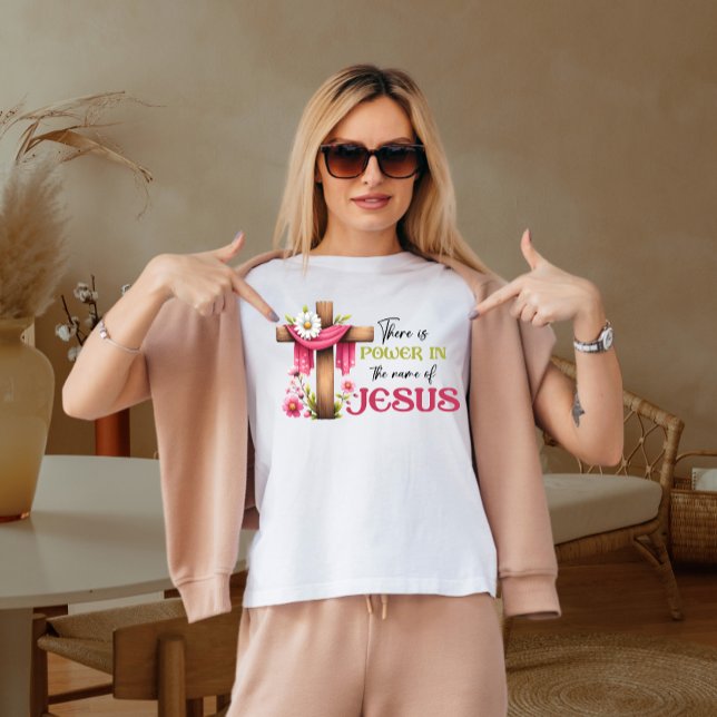 Camiseta Há poder em nome de Jesus (Criador carregado)