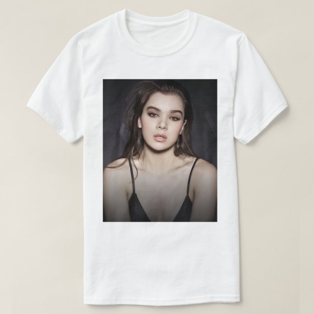 Camiseta Hailee Steinfeld (Frente do Design)