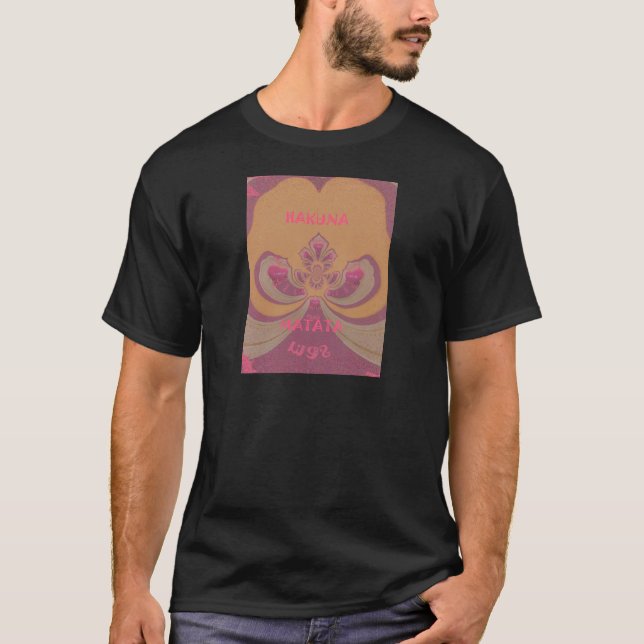 Camiseta Hakuna Matata Feliz design de corações de Natal (Frente)