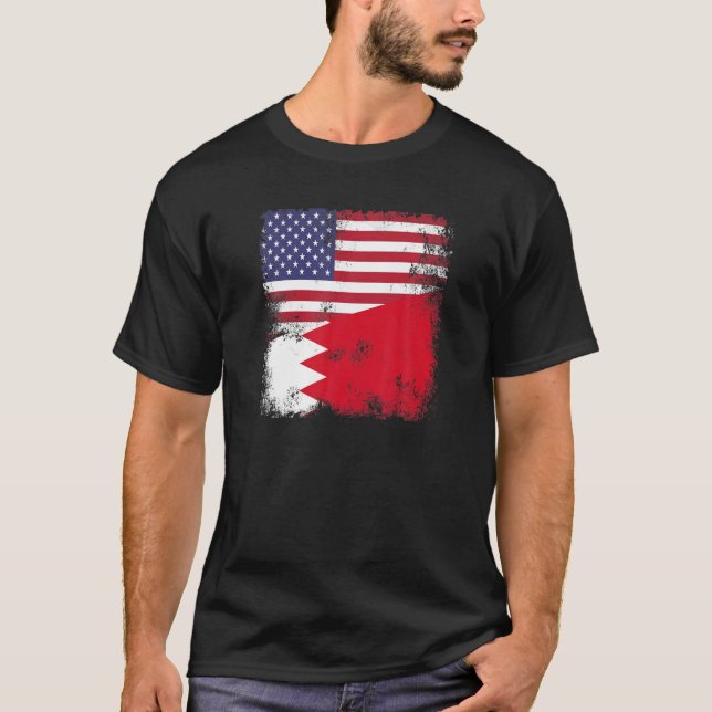 Camiseta Half Bahraini Flag | Vintage Bahrain USA Gift (Frente)