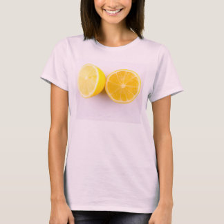Camiseta "Half Lemons" Foto Bela. Comprar Agora