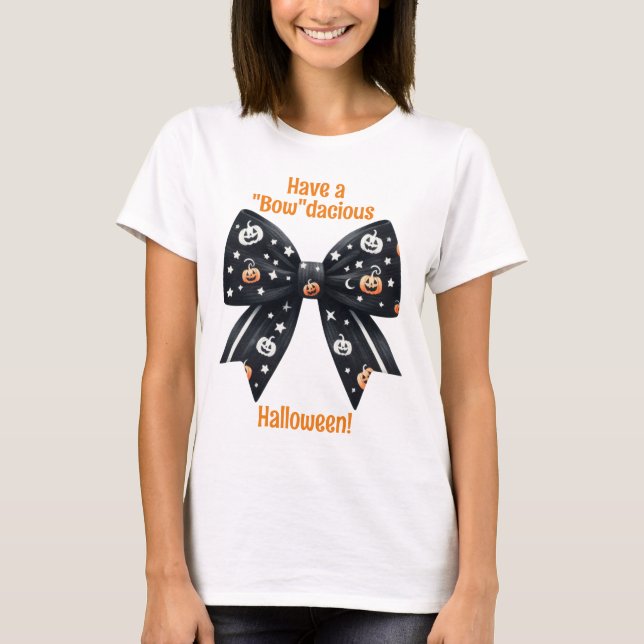 Camiseta Halloween Coquette "arco" dacioso design (Frente)