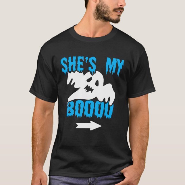 Camiseta Halloween Couples She s My Boo Ghost (Frente)