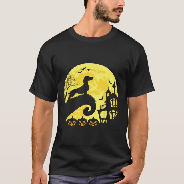 Camiseta Halloween Dachshund Weenie Wiener Moonshine Sausag (Frente)