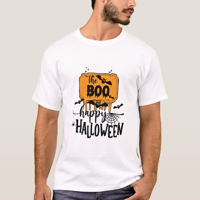 Camiseta Halloween de preto e branco com marca personalizad (Frente)
